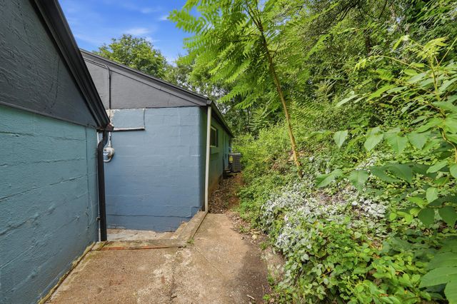 1137 Norway Avenue, Huntington, WV 25705