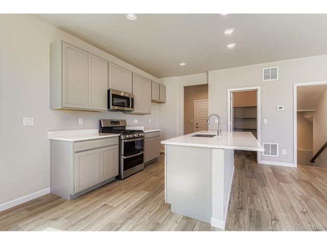 2143 Silverado Ln, Fort Lupton, CO 80621