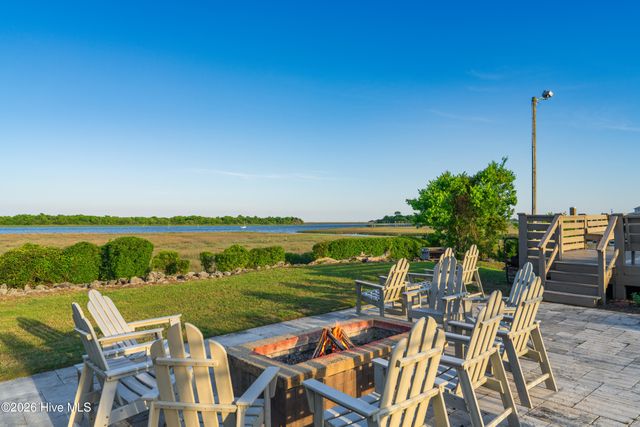 2545 Crab Catcher Court, Wilmington, NC 28409