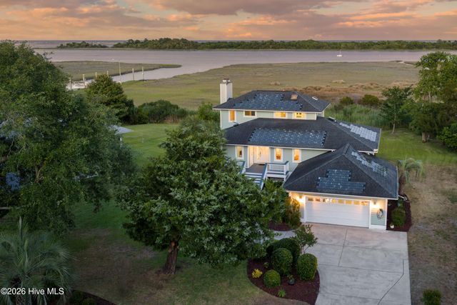 2545 Crab Catcher Court, Wilmington, NC 28409