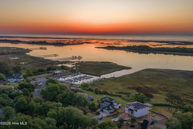 2545 Crab Catcher Court, Wilmington, NC 28409