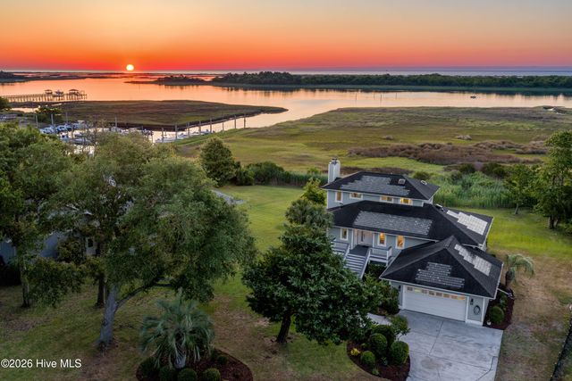 2545 Crab Catcher Court, Wilmington, NC 28409
