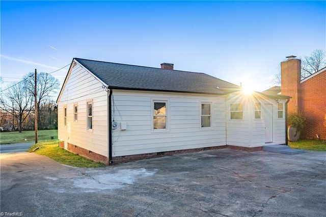 624 W Harrison Street, Reidsville, NC 27320