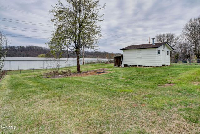 932 East Mountain View Road, Johnson City, TN 37601