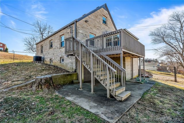 7510 E Pennington Street NE, Lanesville, IN 47136