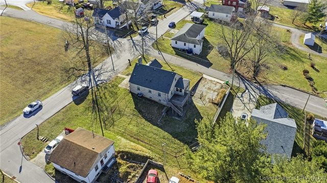 7510 E Pennington Street NE, Lanesville, IN 47136