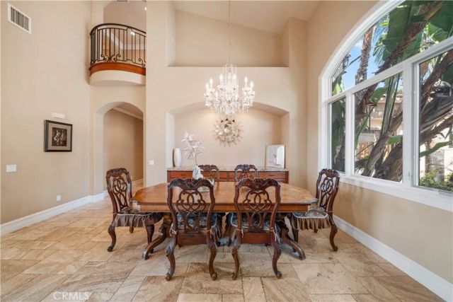 423 Cleveland Way, Corona, CA 92881