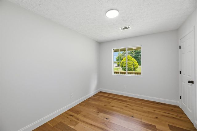 318 County Road 801, Etowah, TN 37331