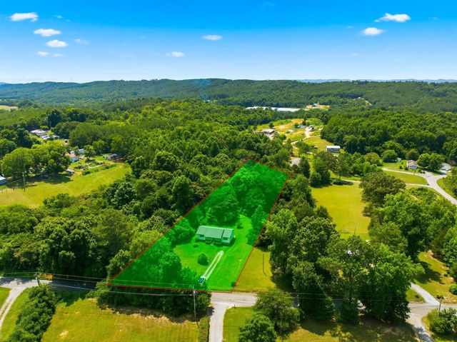 318 County Road 801, Etowah, TN 37331