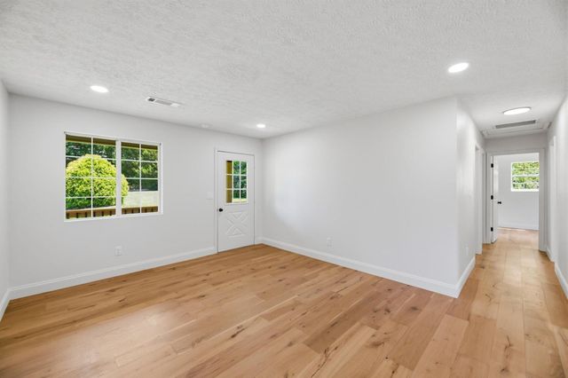 318 County Road 801, Etowah, TN 37331