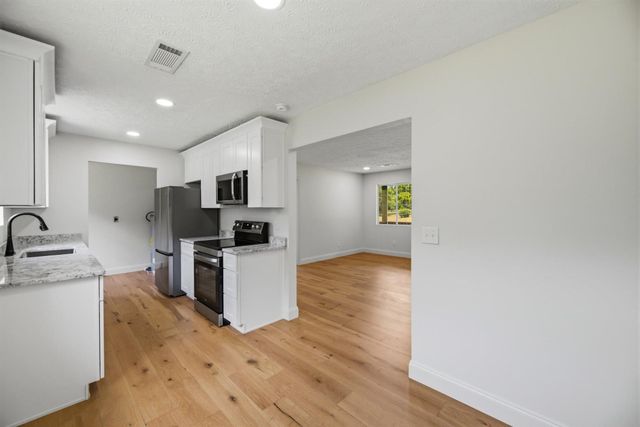318 County Road 801, Etowah, TN 37331