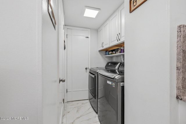 52 Galewood Drive 637, Matawan, NJ 07747