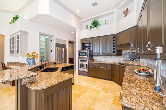 2313 ROAT DRIVE, Orlando, FL 32835