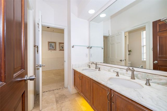 2313 ROAT DRIVE, Orlando, FL 32835