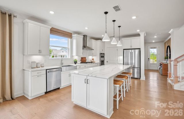 1610 Cavern View Way, Midland, NC 28107