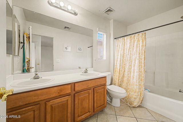 6025 S 15TH Drive, Phoenix, AZ 85041