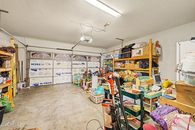 6025 S 15TH Drive, Phoenix, AZ 85041