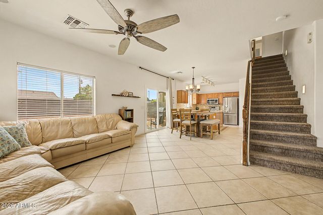 6025 S 15TH Drive, Phoenix, AZ 85041