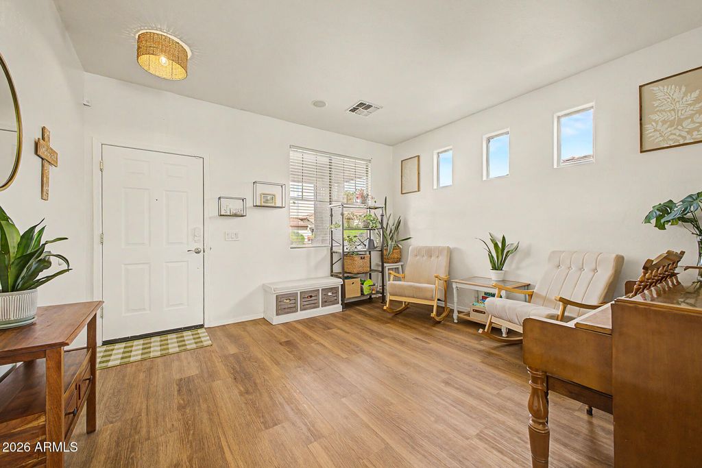 6025 S 15TH Drive, Phoenix, AZ 85041 — photo 4