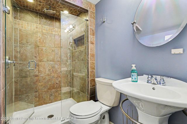 1761 Schoolcraft Street, Holt, MI 48842