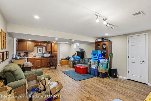 1761 Schoolcraft Street, Holt, MI 48842