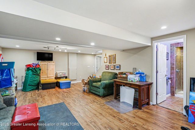 1761 Schoolcraft Street, Holt, MI 48842