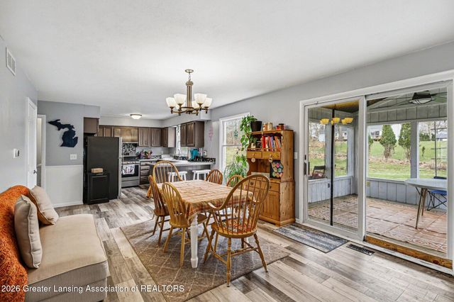 1761 Schoolcraft Street, Holt, MI 48842