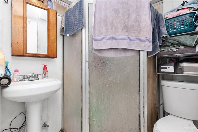 504 E Chapa Avenue, Pharr, TX 78577