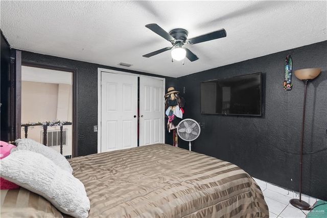 504 E Chapa Avenue, Pharr, TX 78577