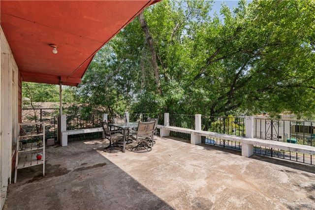 504 E Chapa Avenue, Pharr, TX 78577