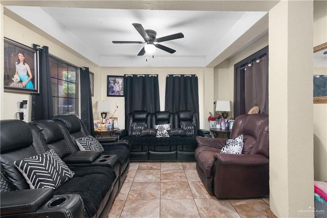 504 E Chapa Avenue, Pharr, TX 78577