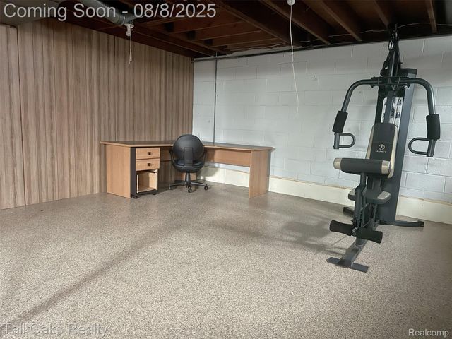 10 Wenonah Drive, Pontiac, MI 48341