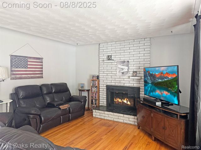 10 Wenonah Drive, Pontiac, MI 48341