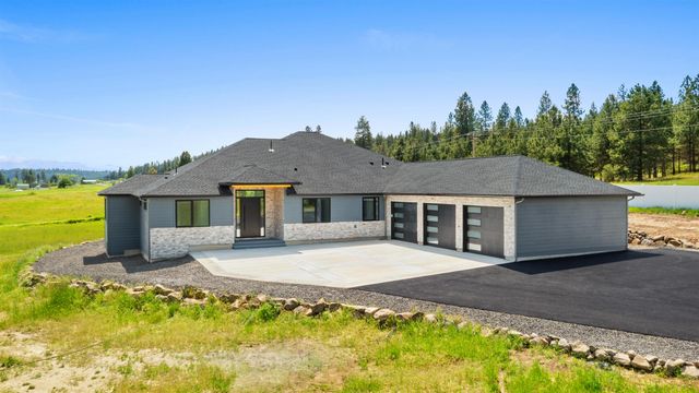 19490 N Madison Rd, Mead, WA 99021