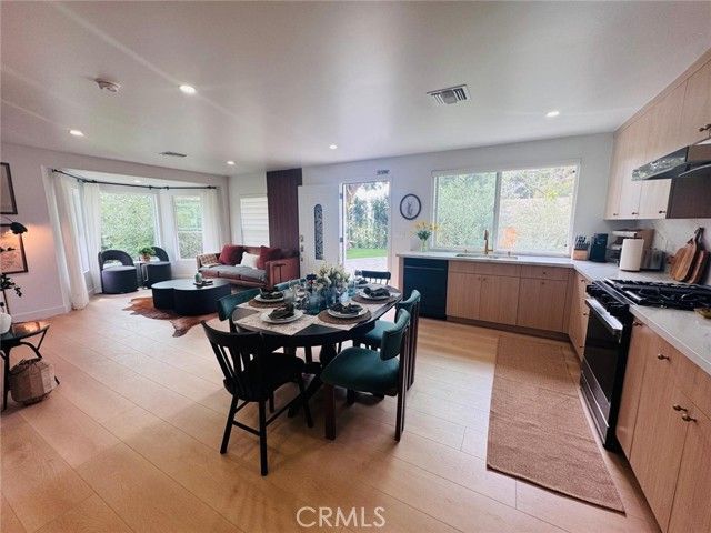 524 S Astell, West Covina, CA 91790