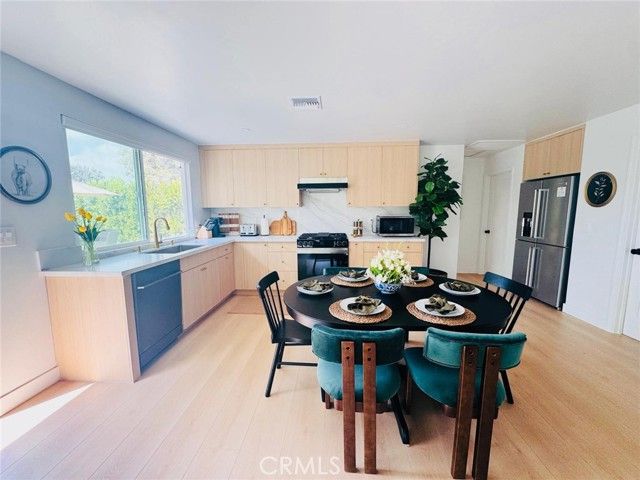 524 S Astell, West Covina, CA 91790