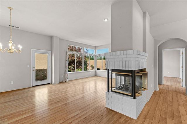 433 Terrasol Ln, Oakdale, CA 95361