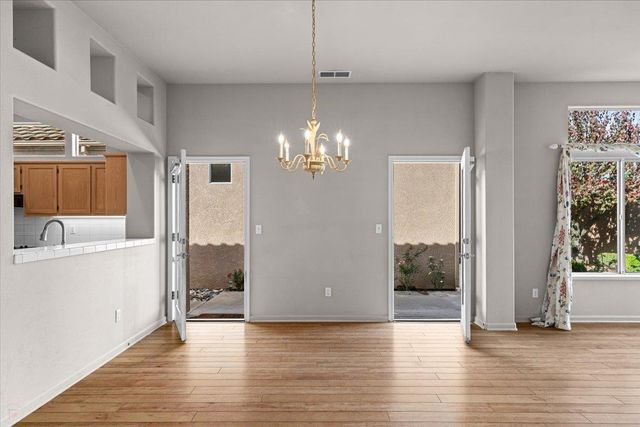 433 Terrasol Ln, Oakdale, CA 95361