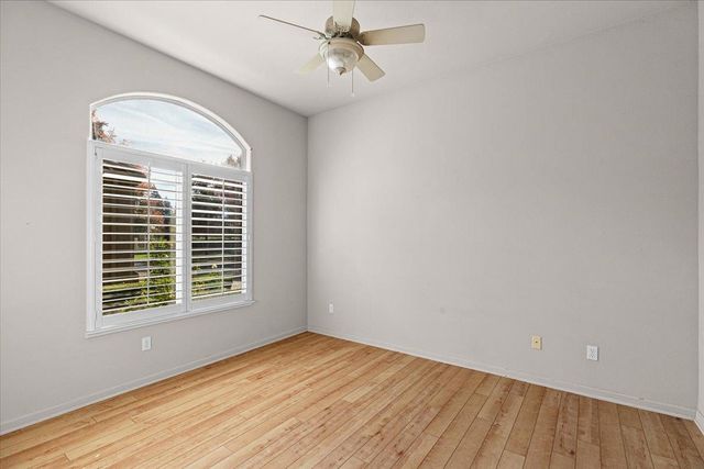 433 Terrasol Ln, Oakdale, CA 95361