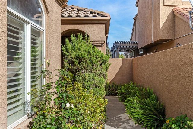 433 Terrasol Ln, Oakdale, CA 95361