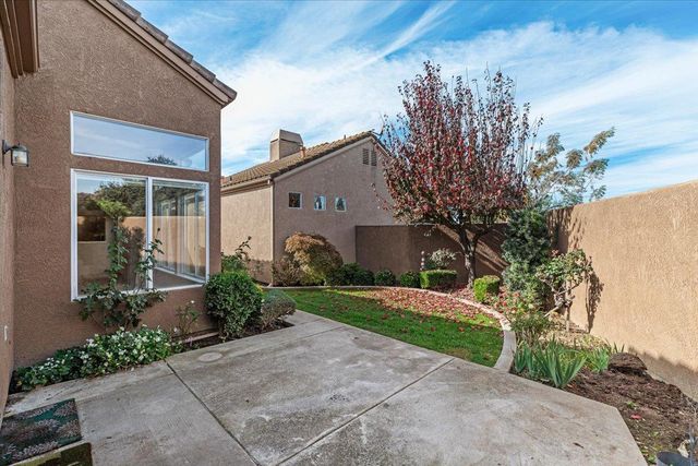 433 Terrasol Ln, Oakdale, CA 95361