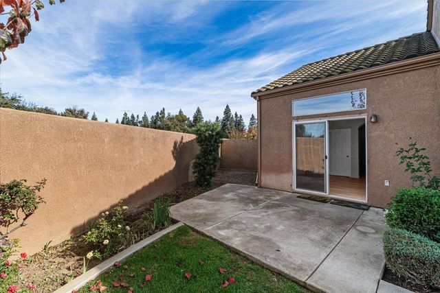 433 Terrasol Ln, Oakdale, CA 95361