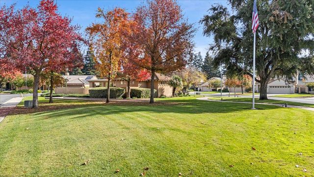 433 Terrasol Ln, Oakdale, CA 95361