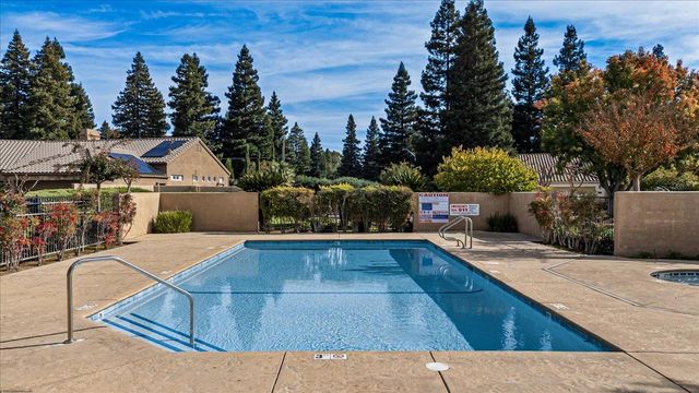 433 Terrasol Ln, Oakdale, CA 95361