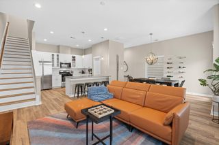 413 Stonework Oaks Lane, Houston, TX 77076