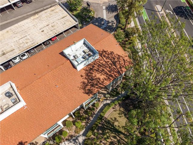 4732 Park Granada 221, Calabasas, CA 91302