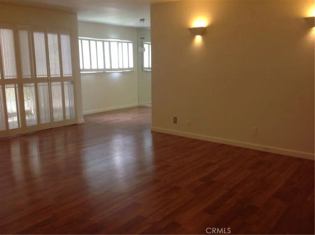 4732 Park Granada 221, Calabasas, CA 91302