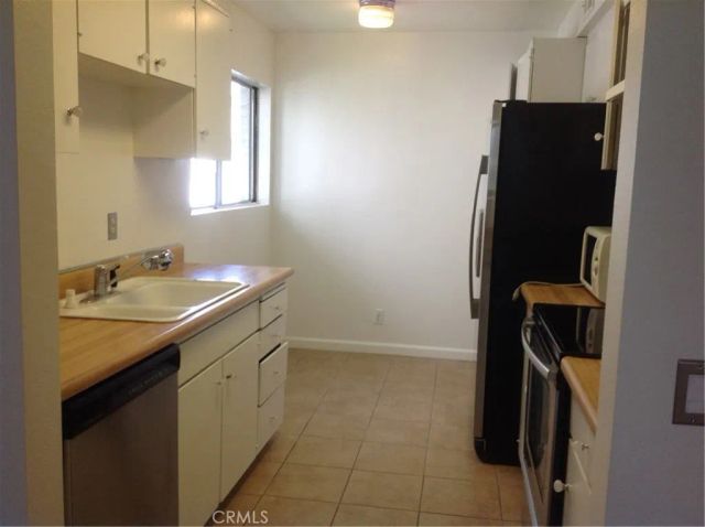 4732 Park Granada 221, Calabasas, CA 91302