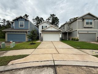 109 Camelot Place Court, Conroe, TX 77304