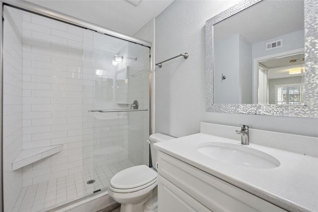 9481 HIGHLAND OAK DRIVE 802, Tampa, FL 33647